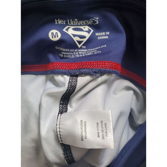 Superman Her Universe Athletic Capri Medium Womens Blue Galaxy Print Skinny Leg - Picture 7 of 7